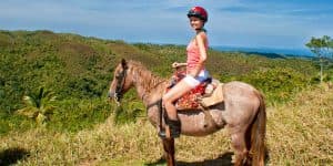 Ganztägiges Abenteuer zum Wasserfall El Limon und zur Insel Bacardi — Guided tour and outdoor activity