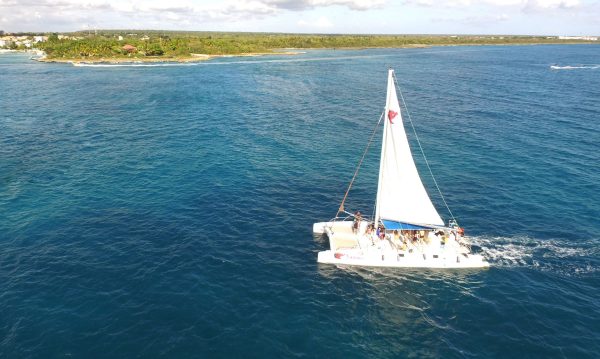 Saona Island Isla Saona Tours Excursions Speed Boat Catamaran Day Trip 2 scaled 1